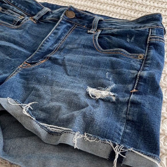 AEO HI-Rise Shortie Denim Shorts - Picture 2 of 6